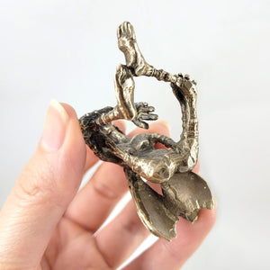 underside of solid bronze fairy fae miniature