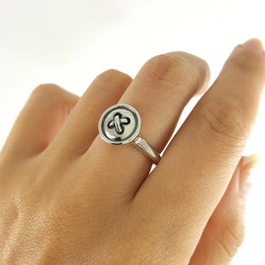 Button Ring